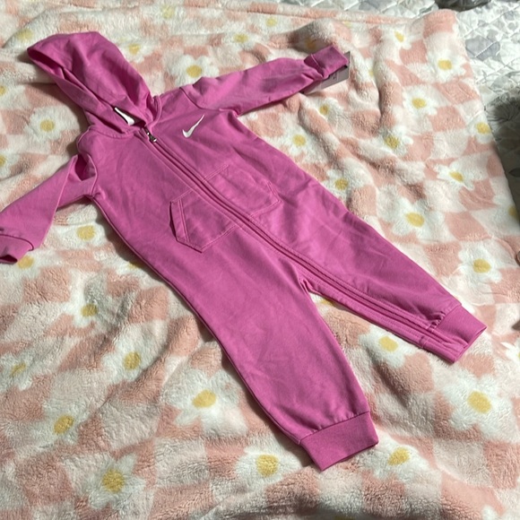 NWT Nike one piece jumpsuit 12 M - Picture 1 of 9